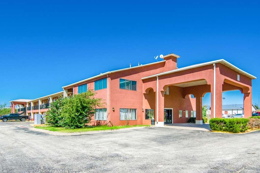 Econo Lodge Inn & Suites Sweetwater I-20 מראה חיצוני תמונה