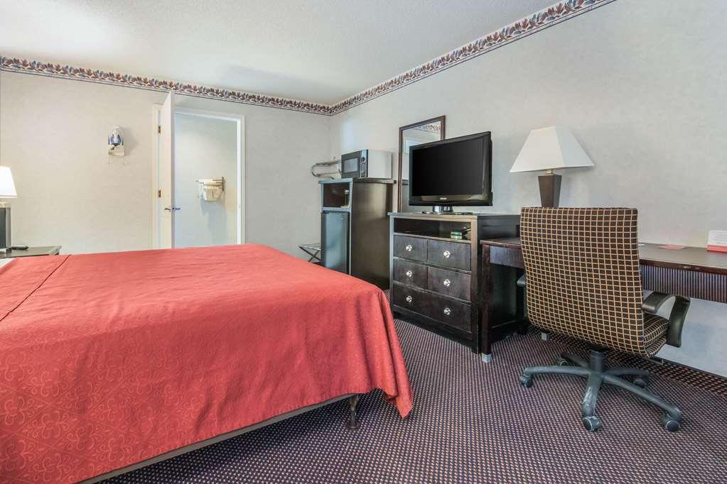 Econo Lodge Inn & Suites Sweetwater I-20 חדר תמונה