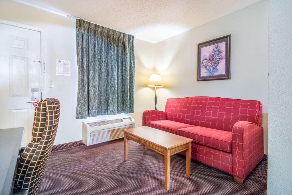 Econo Lodge Inn & Suites Sweetwater I-20 חדר תמונה