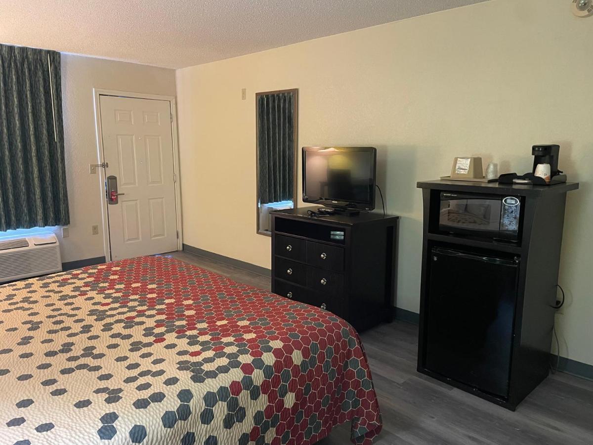 Econo Lodge Inn & Suites Sweetwater I-20 מראה חיצוני תמונה