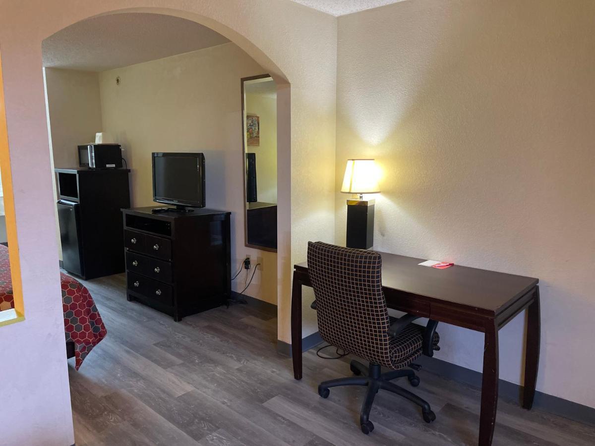 Econo Lodge Inn & Suites Sweetwater I-20 מראה חיצוני תמונה