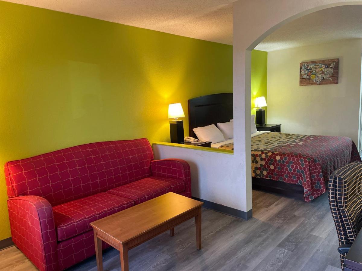 Econo Lodge Inn & Suites Sweetwater I-20 מראה חיצוני תמונה