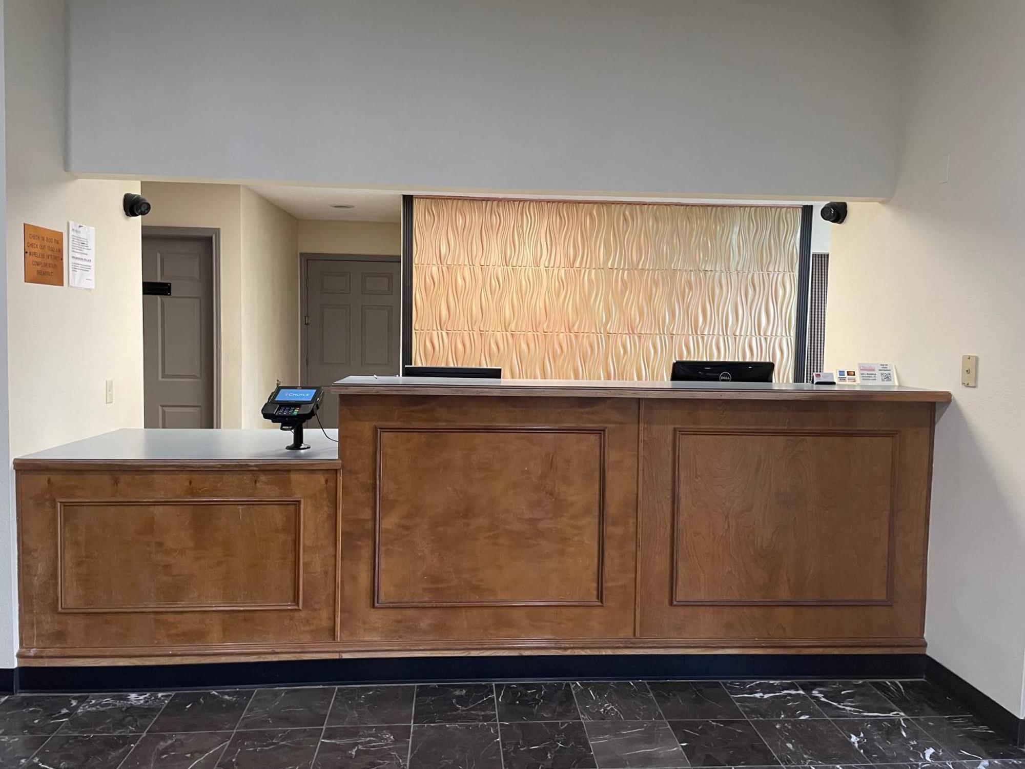 Econo Lodge Inn & Suites Sweetwater I-20 מראה חיצוני תמונה