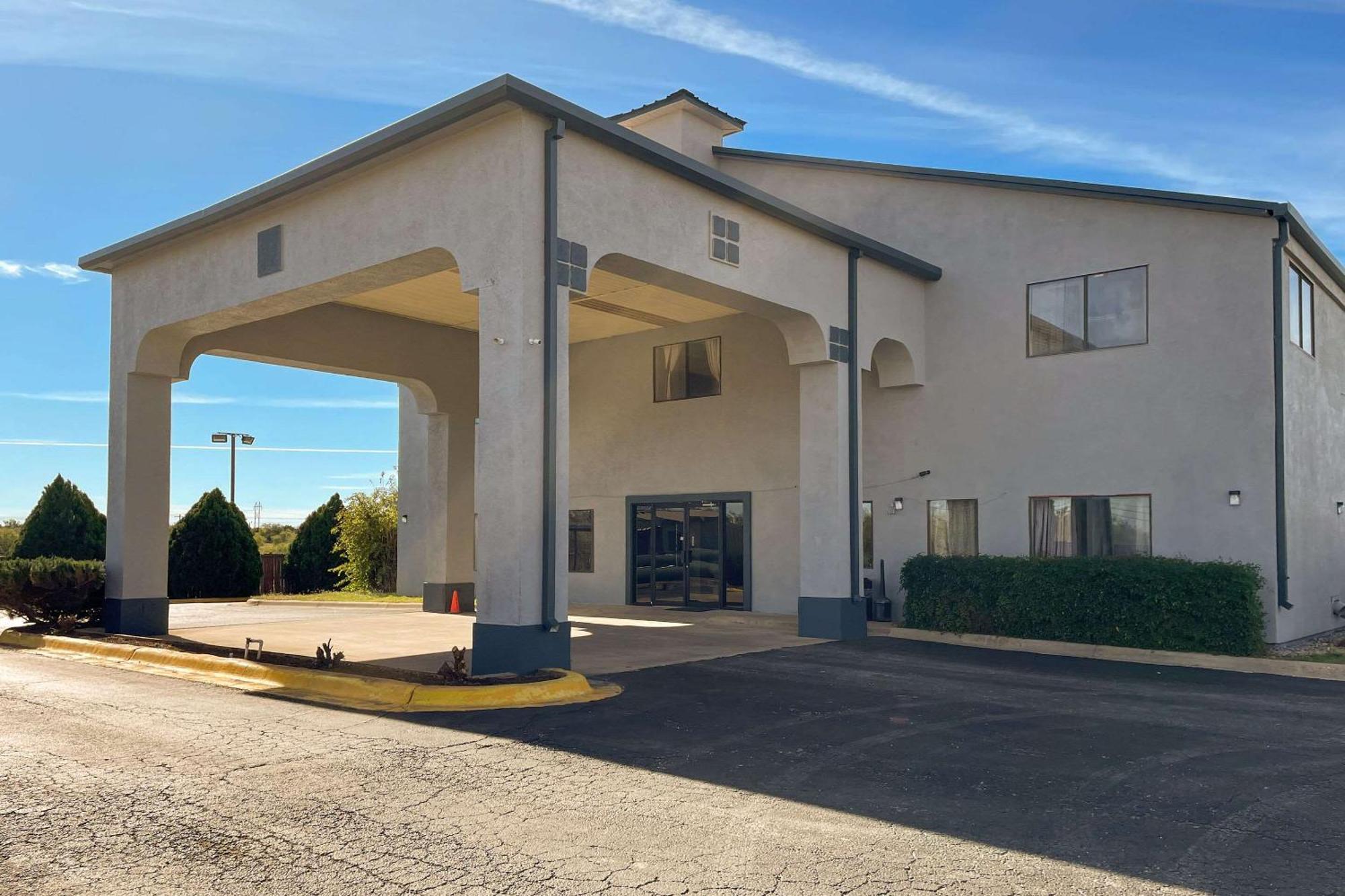 Econo Lodge Inn & Suites Sweetwater I-20 מראה חיצוני תמונה